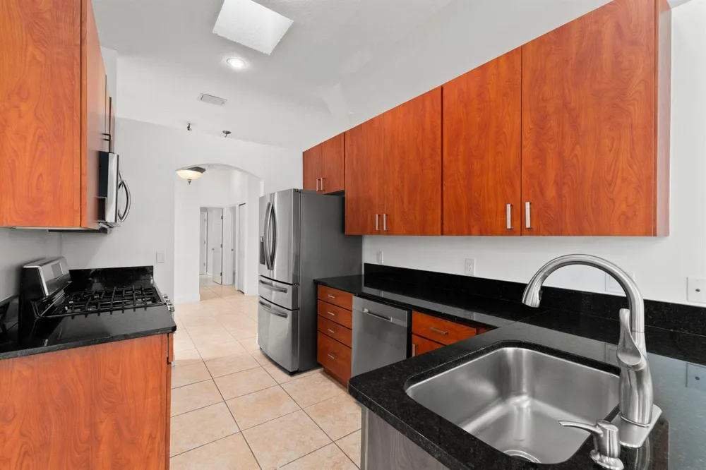 435 SW JEFFERSON CIRCLE Port St. Lucie, FL 34986
