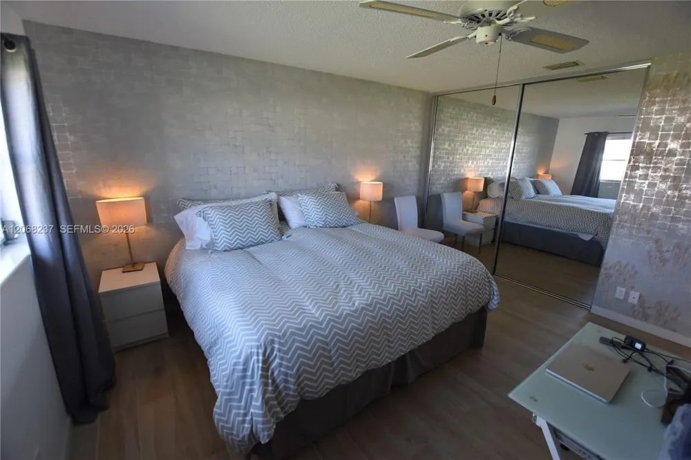 2666 Emory Dr east #F West Palm Beach, FL 33415