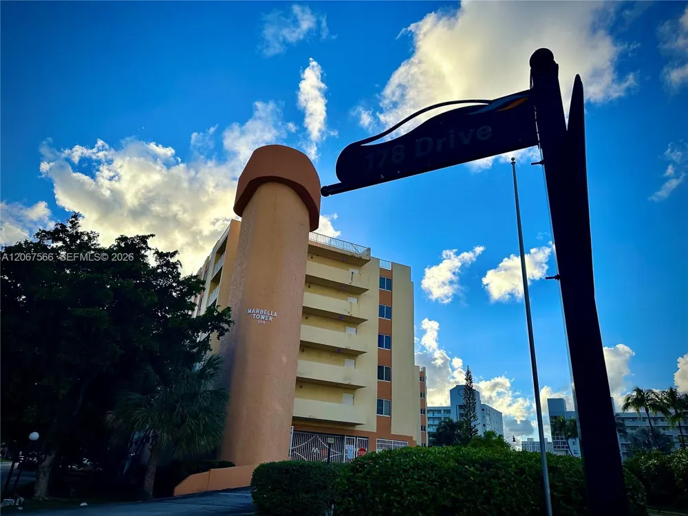 200 178th Dr #312 Sunny Isles Beach, FL 33160