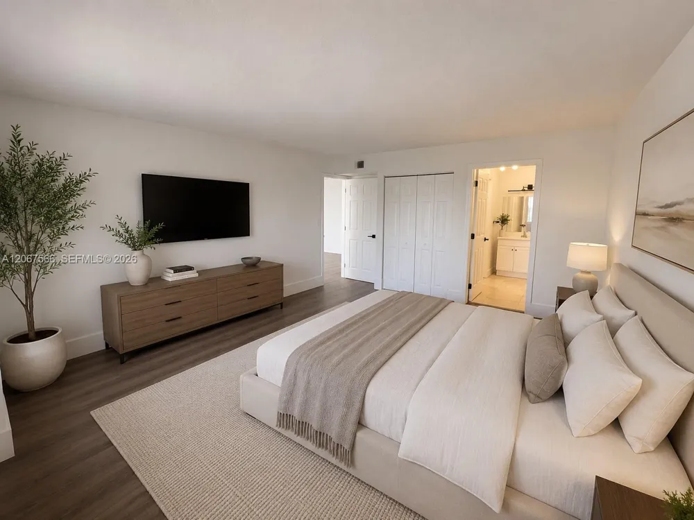 200 178th Dr #312 Sunny Isles Beach, FL 33160