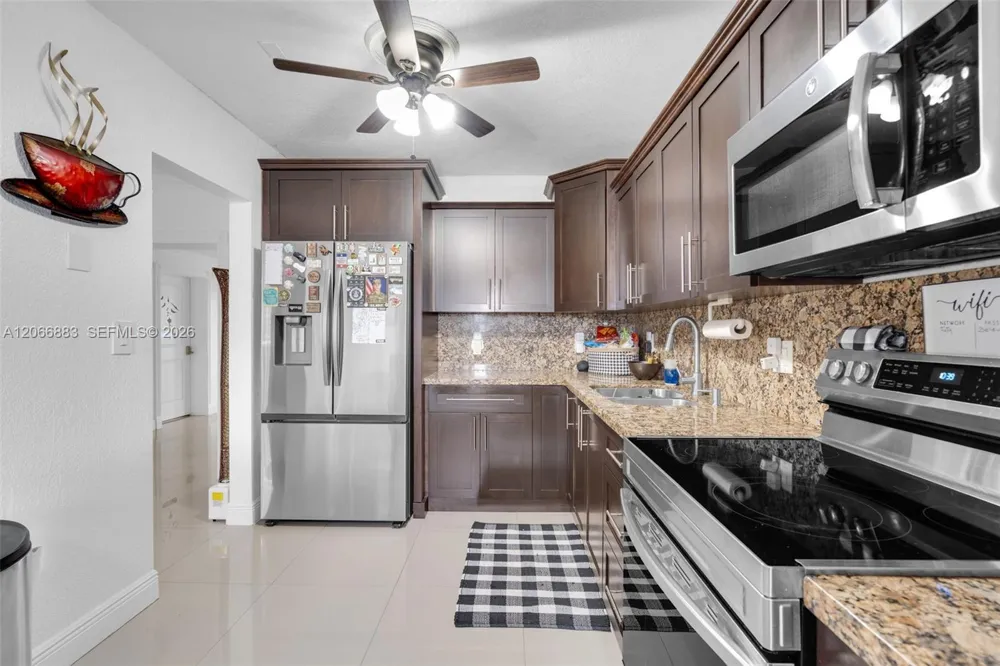 20514 NW 44th Pl Miami Gardens, FL 33055