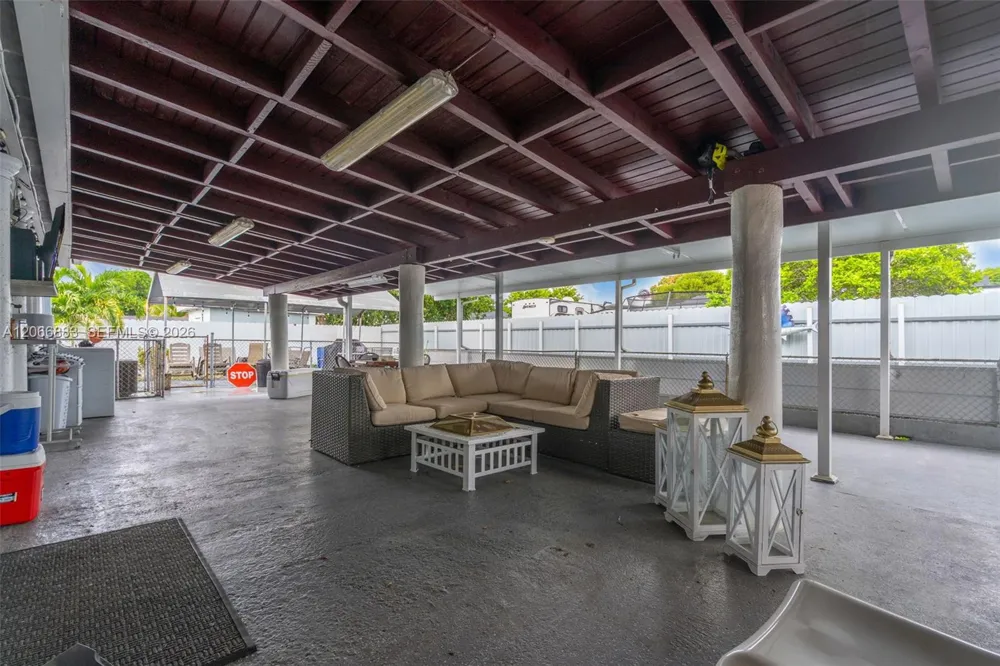 20514 NW 44th Pl Miami Gardens, FL 33055