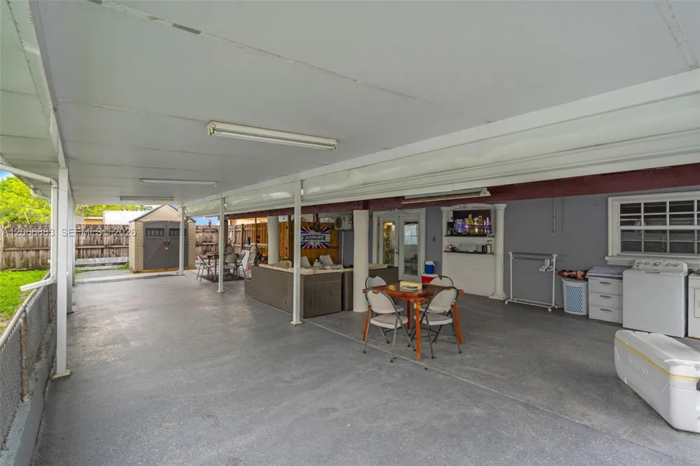 20514 NW 44th Pl Miami Gardens, FL 33055