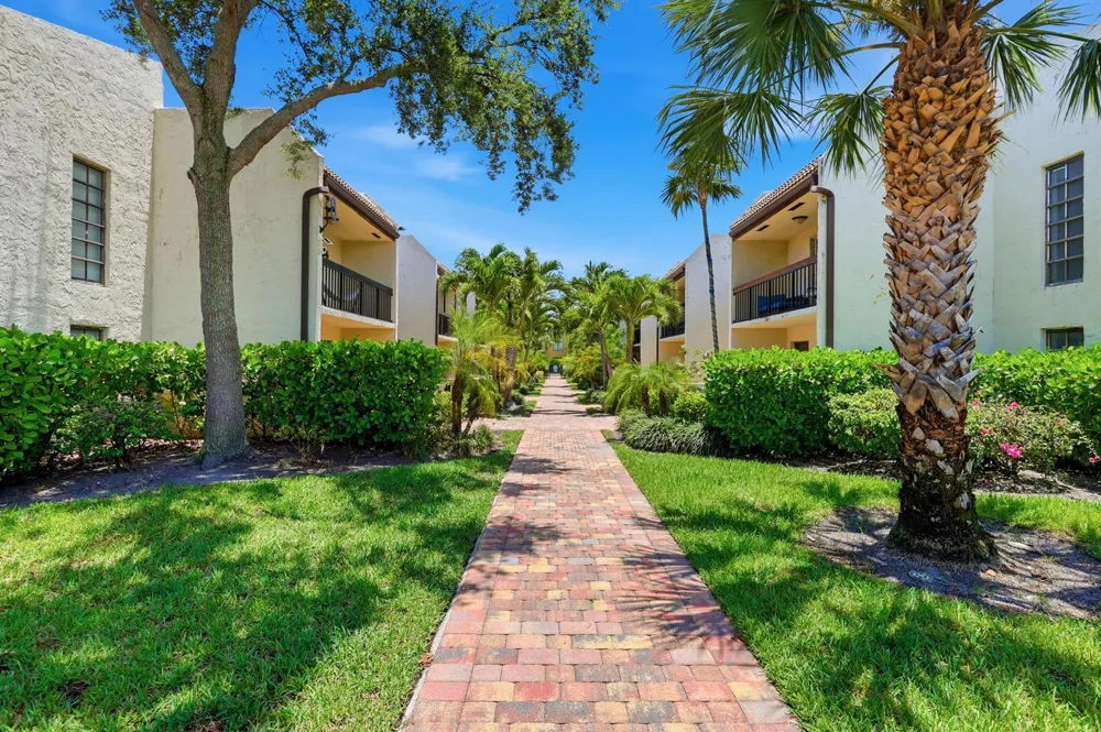 721 SE 1ST WAY #C11 Deerfield Beach, FL 33441