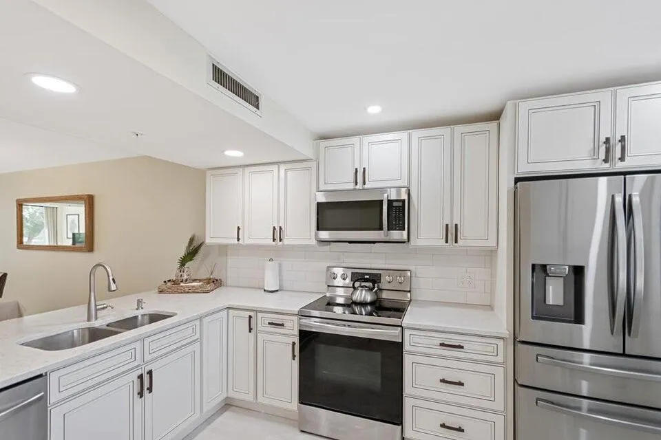 2101 Marina Isle Way #203 Jupiter, FL 33477