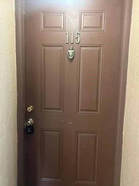 120 Sparrow Drive #115 Royal Palm Beach, FL 33411
