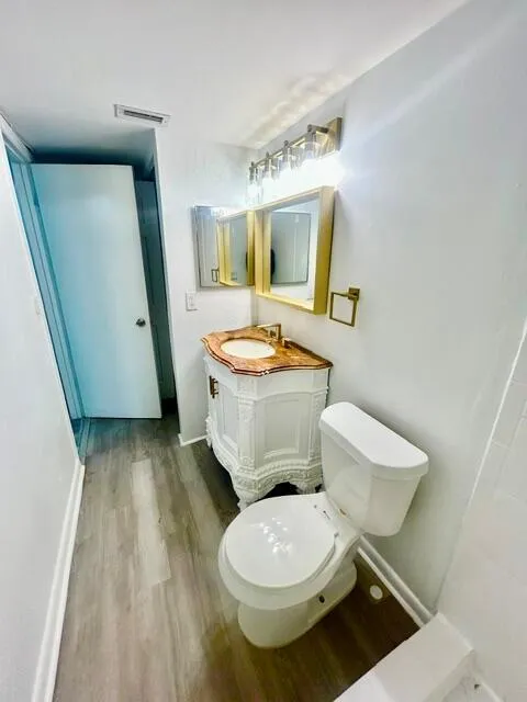 120 Sparrow Drive #115 Royal Palm Beach, FL 33411