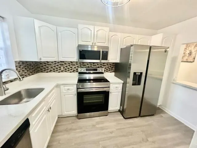 120 Sparrow Drive #115 Royal Palm Beach, FL 33411