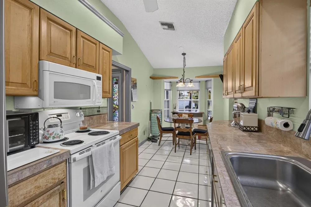1480 Lake Breeze Drive Wellington, FL 33414