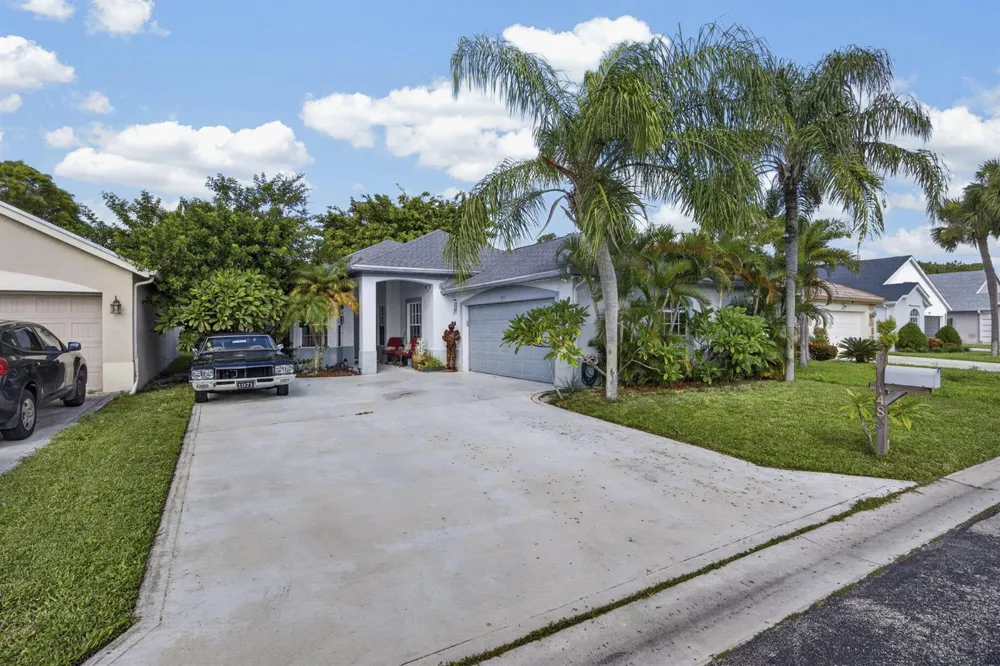 1480 Lake Breeze Drive Wellington, FL 33414