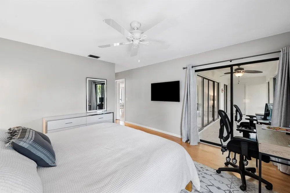 4022 Quail Ridge Dr #Osprey Boynton Beach, FL 33436