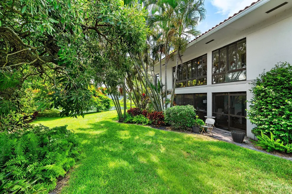 4022 Quail Ridge Dr #Osprey Boynton Beach, FL 33436