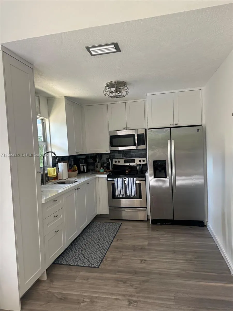 1 Meridian Ave #1 Key Largo, FL 33037