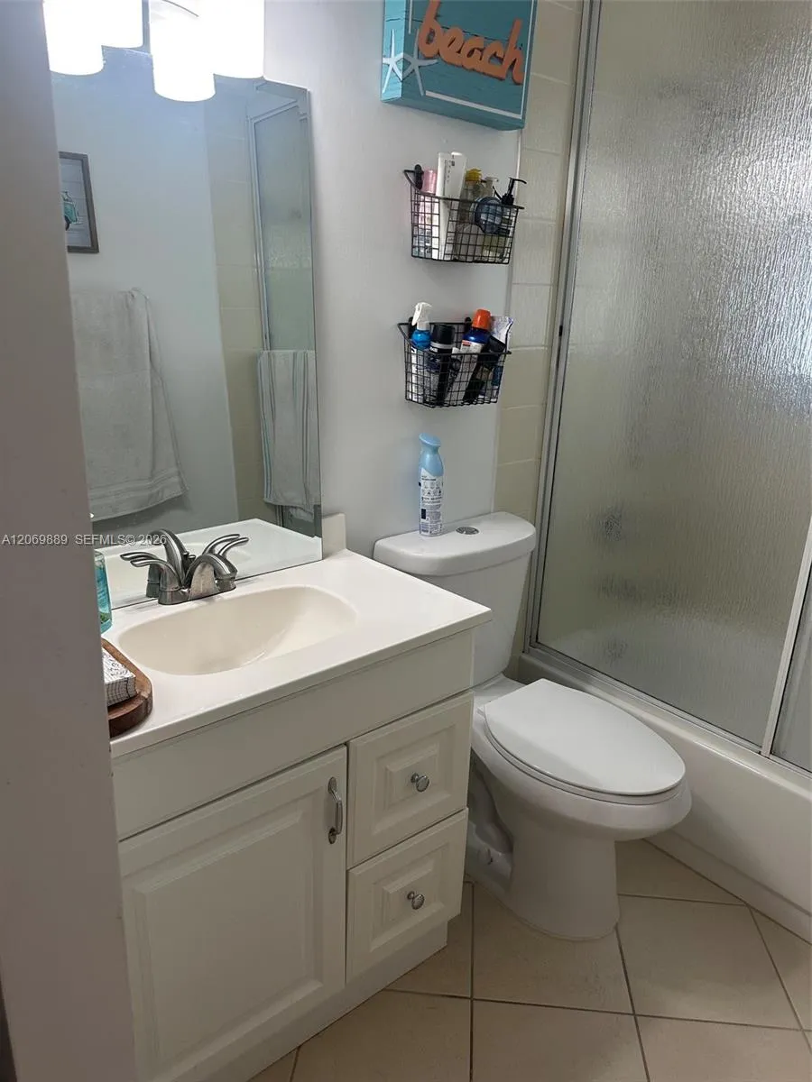 1 Meridian Ave #1 Key Largo, FL 33037