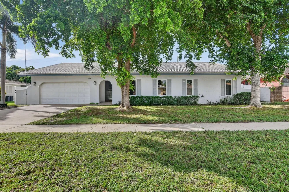 1544 NW 9th Street Boca Raton, FL 33486