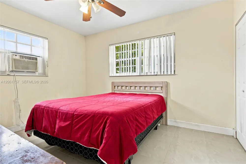 1760 NW 187th Ter Miami Gardens, FL 33056