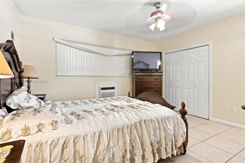 1760 NW 187th Ter Miami Gardens, FL 33056