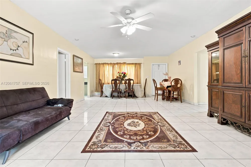 1760 NW 187th Ter Miami Gardens, FL 33056