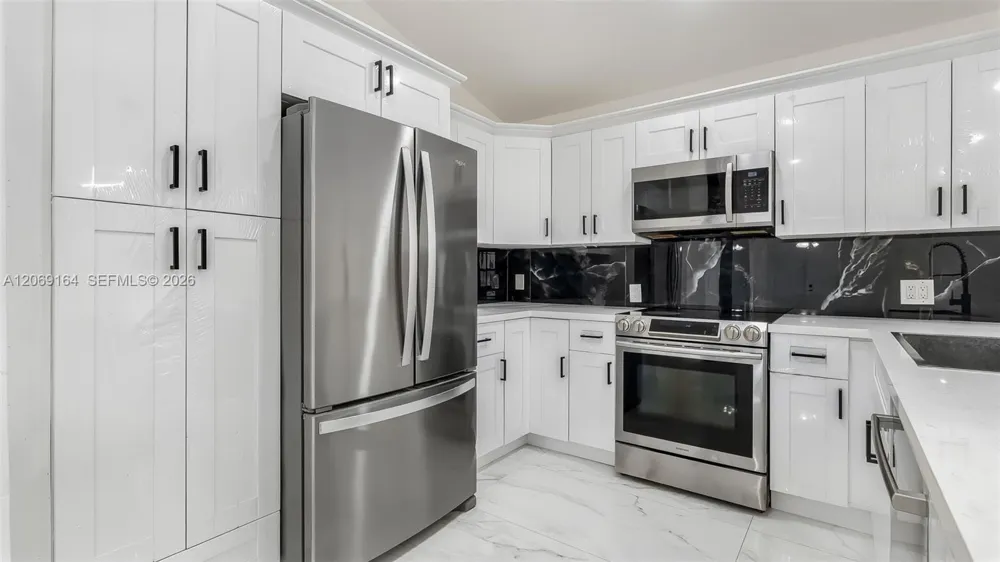 2421 SW 84th Ter Miramar, FL 33025