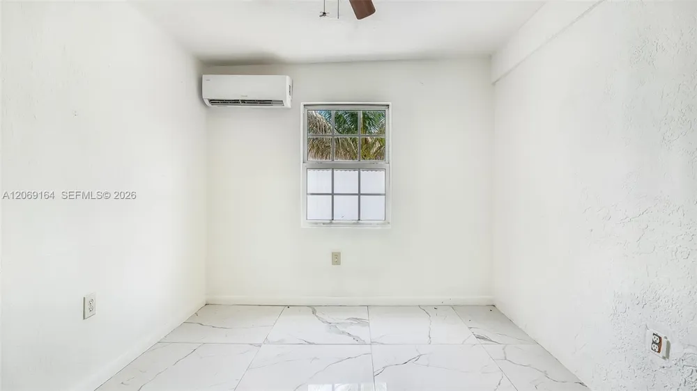 2421 SW 84th Ter Miramar, FL 33025