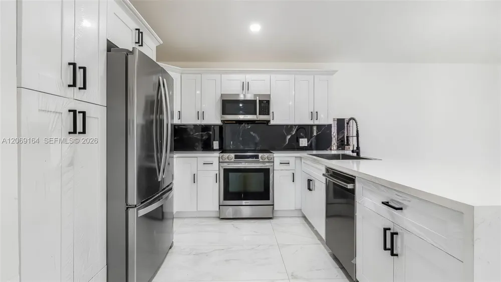 2421 SW 84th Ter Miramar, FL 33025