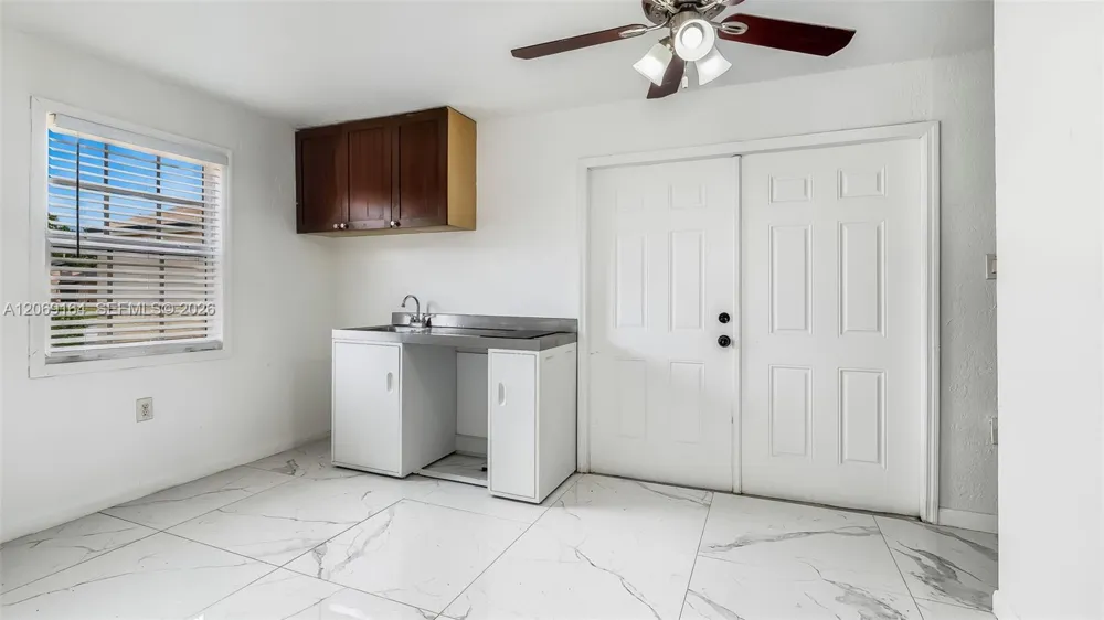 2421 SW 84th Ter Miramar, FL 33025