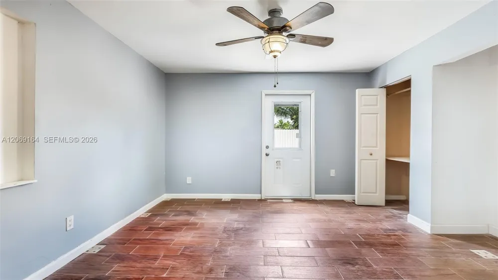 2421 SW 84th Ter Miramar, FL 33025