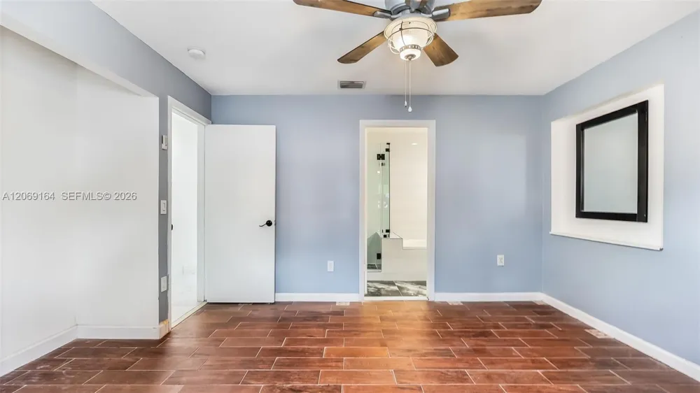 2421 SW 84th Ter Miramar, FL 33025