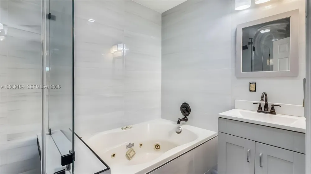 2421 SW 84th Ter Miramar, FL 33025