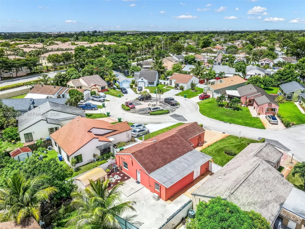 2421 SW 84th Ter Miramar, FL 33025