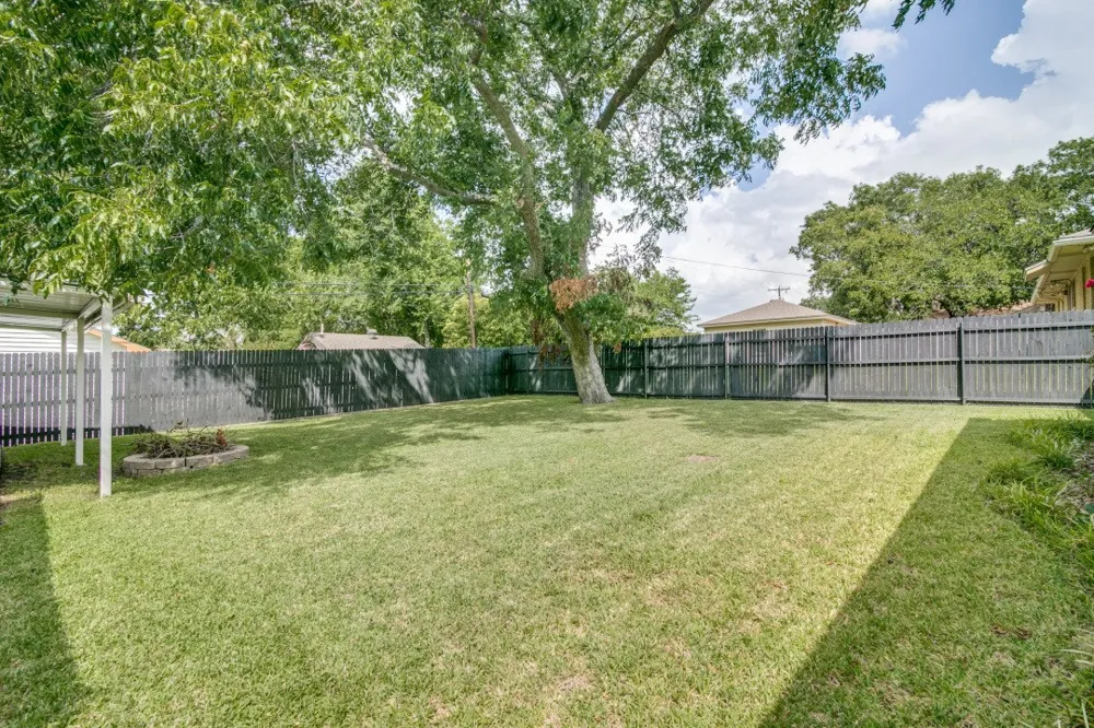 504 W Kaufman Street Rockwall, TX 75087