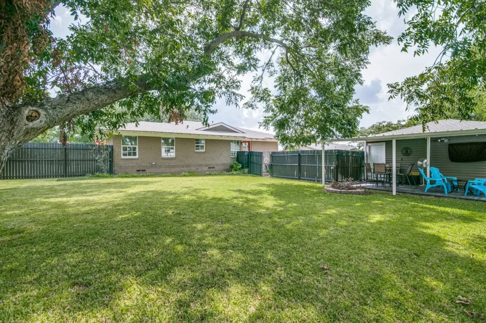 504 W Kaufman Street Rockwall, TX 75087