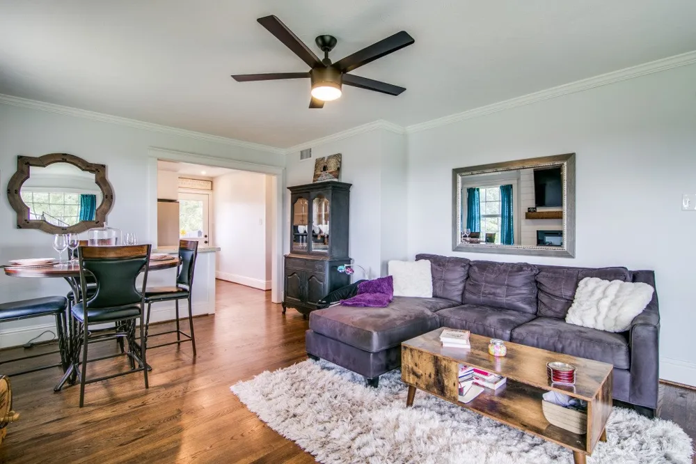504 W Kaufman Street Rockwall, TX 75087
