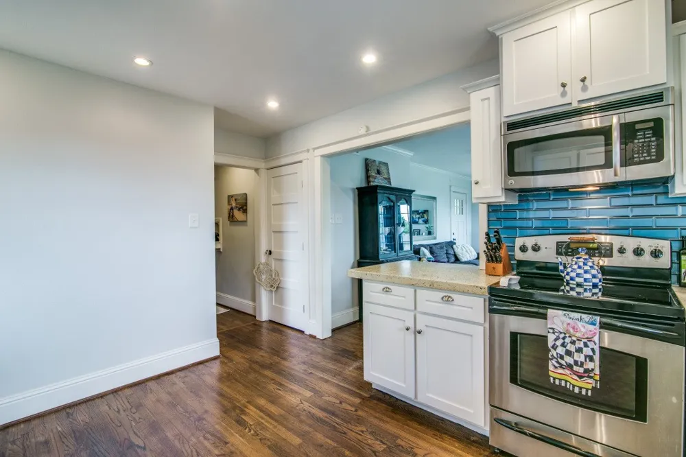 504 W Kaufman Street Rockwall, TX 75087