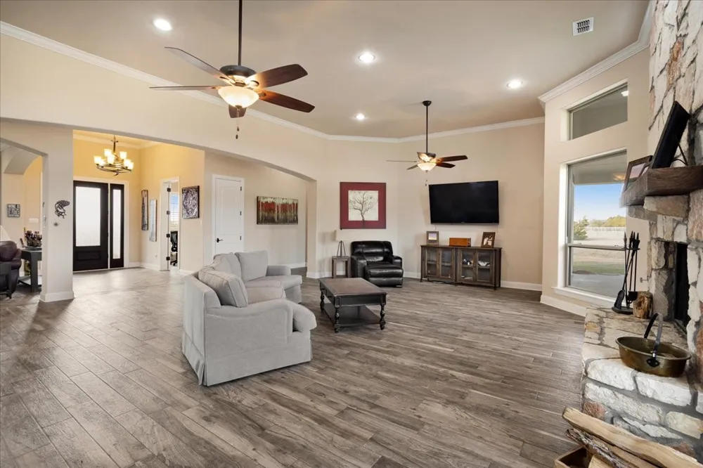 8636 Morgan Road Blue Ridge, TX 75424