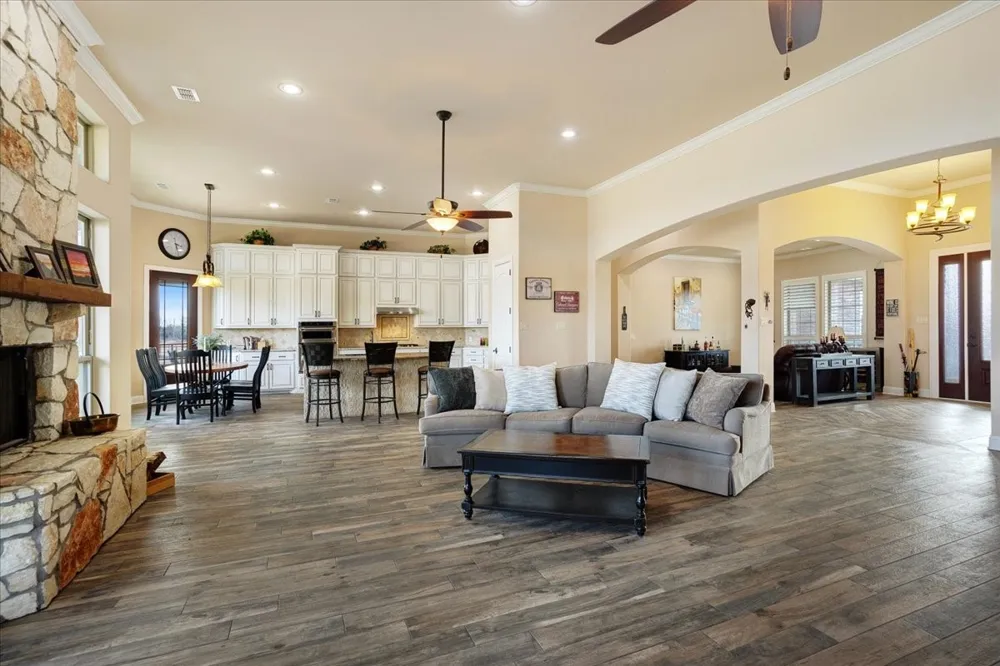 8636 Morgan Road Blue Ridge, TX 75424