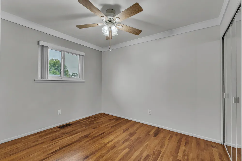 35075 Sansburn Street Westland, MI 48186