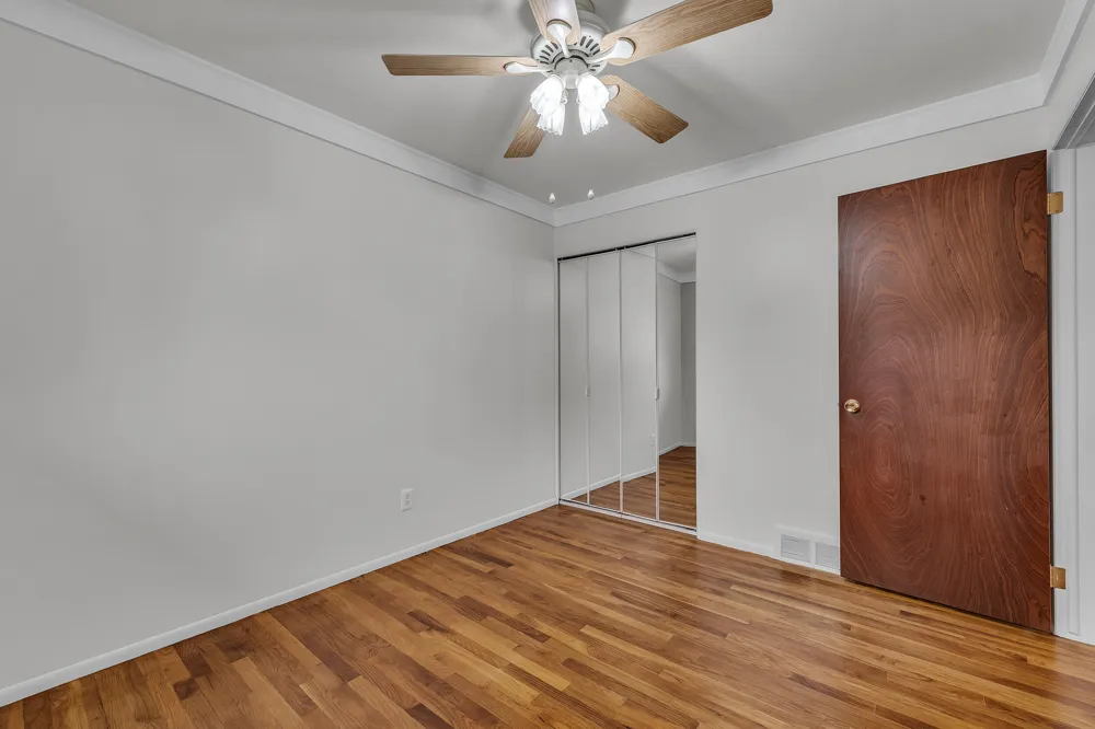35075 Sansburn Street Westland, MI 48186