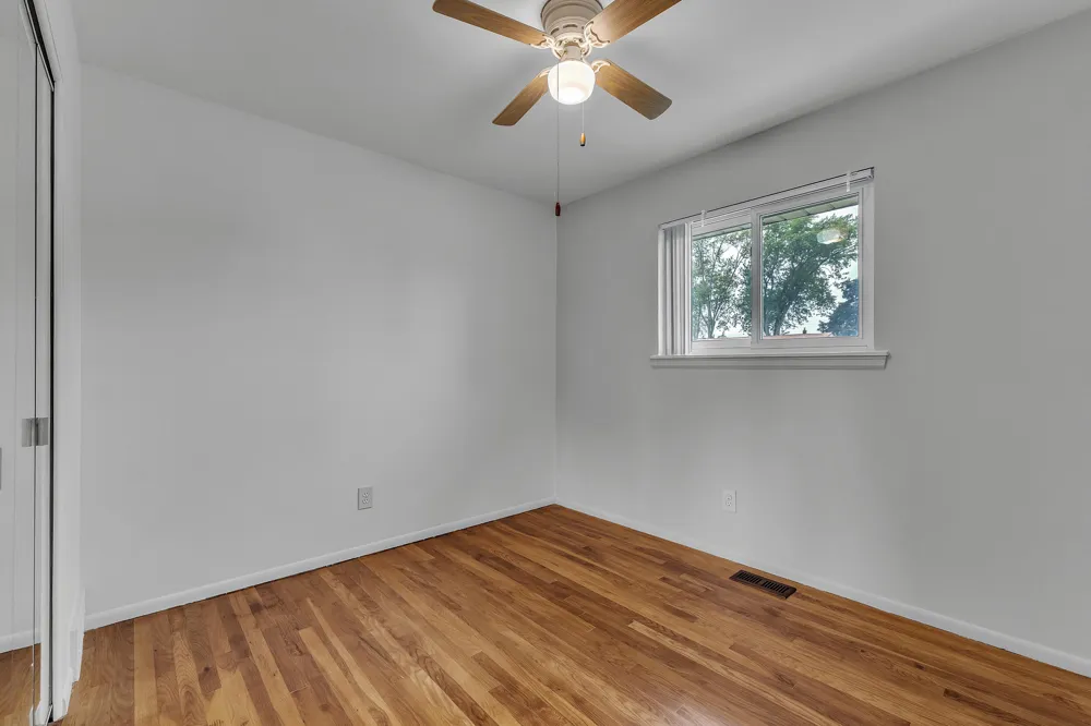 35075 Sansburn Street Westland, MI 48186