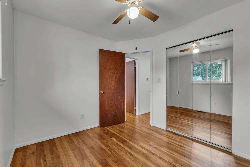 35075 Sansburn Street Westland, MI 48186