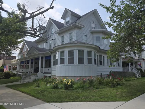 711 Grand Avenue #1N