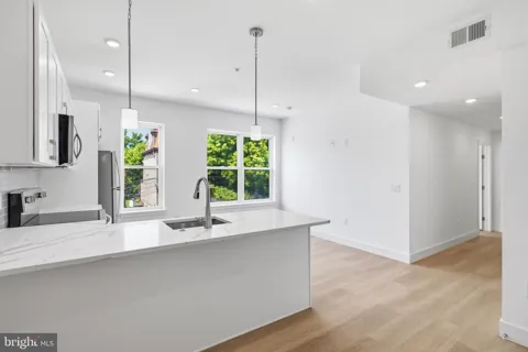 3637 16TH STREET #C