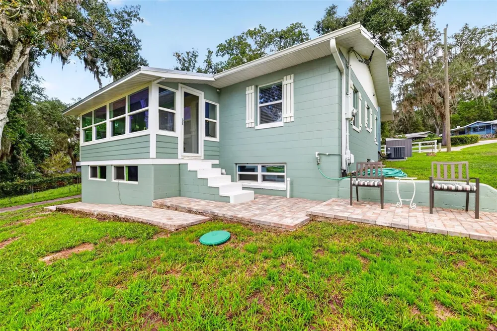 13462 SE 108TH COURT ROAD Ocklawaha, FL 32179