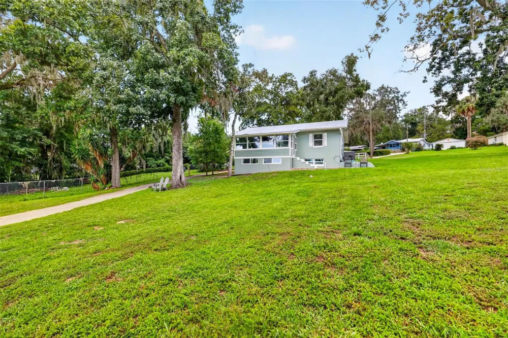 13462 SE 108TH COURT ROAD Ocklawaha, FL 32179