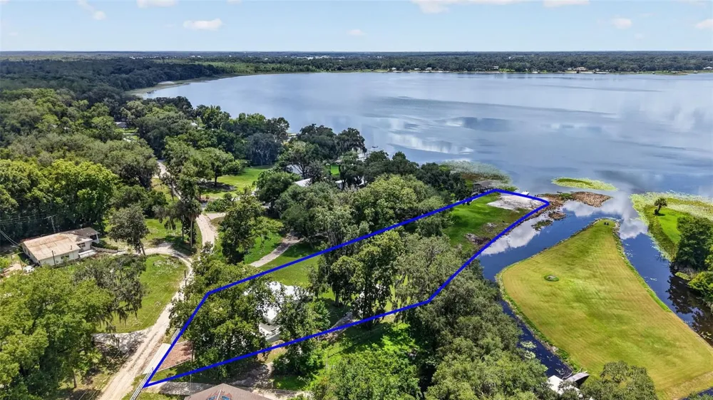 13462 SE 108TH COURT ROAD Ocklawaha, FL 32179