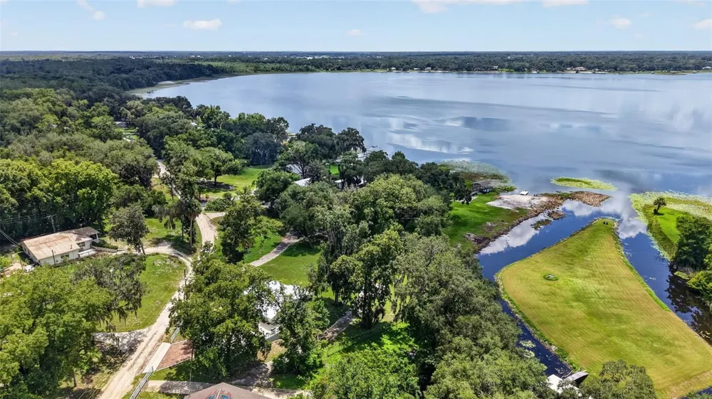 13462 SE 108TH COURT ROAD Ocklawaha, FL 32179