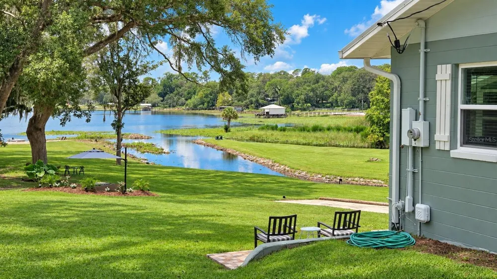 13462 SE 108TH COURT ROAD Ocklawaha, FL 32179