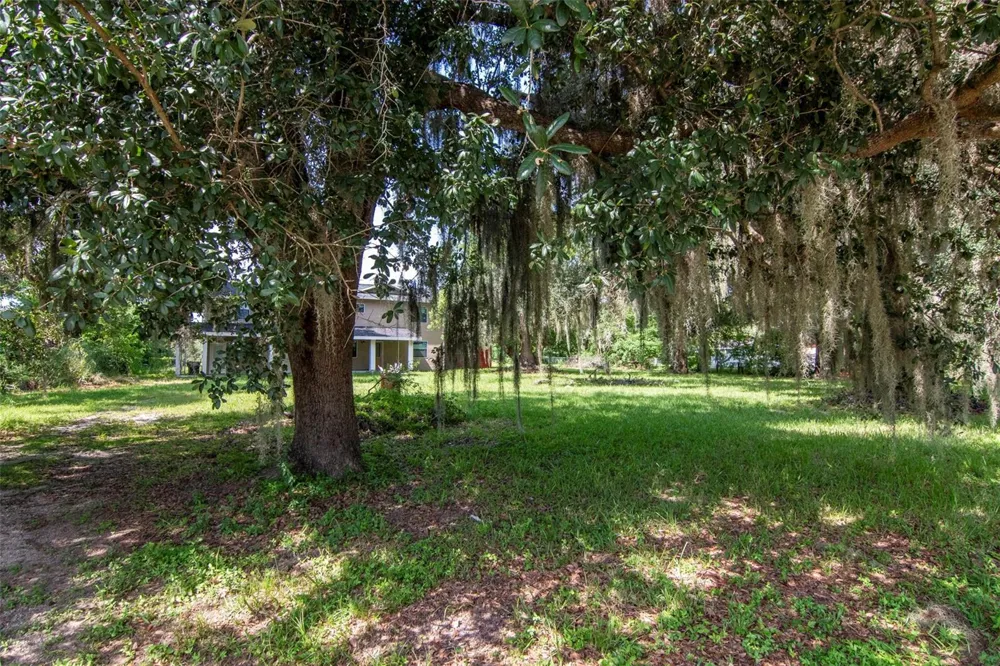 2921 CRUTCHFIELD ROAD Lakeland, FL 33805