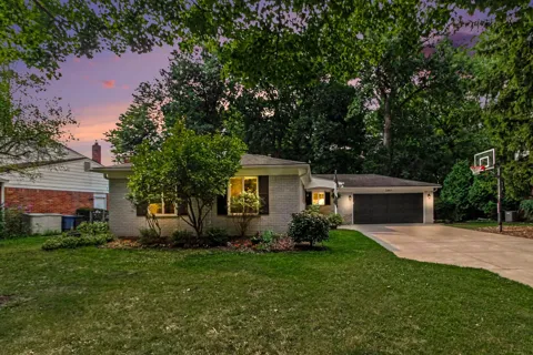 2880 Pebble Creek Drive