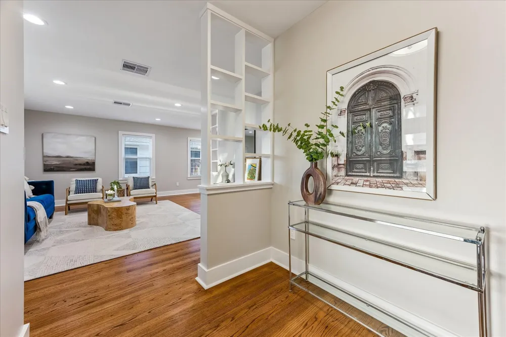 826 T C Jester Boulevard Houston, TX 77008
